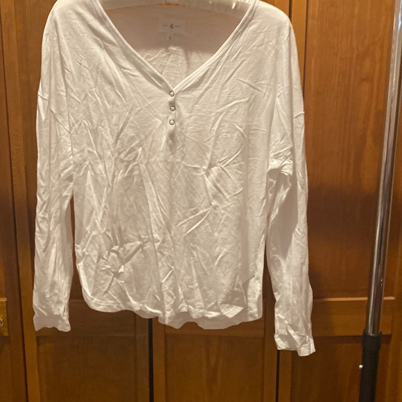 Lou & Grey. White Henley long sleeve tee. Size Large. - Picture 1 of 2